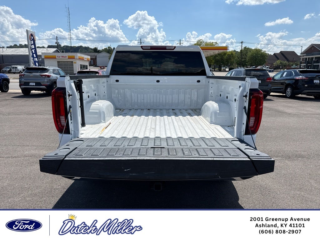 2025 GMC Sierra SLT