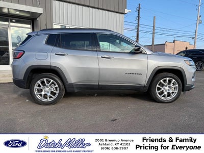 2024 Jeep Compass Latitude Lux