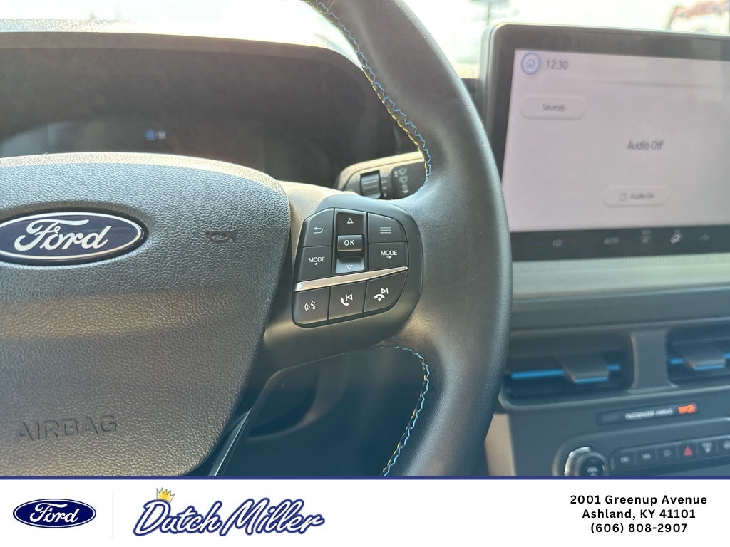 2025 Ford Maverick Lobo Standard