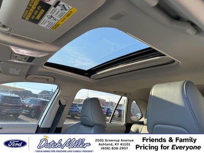 2023 Toyota RAV4 Hybrid Hybrid XLE Premium