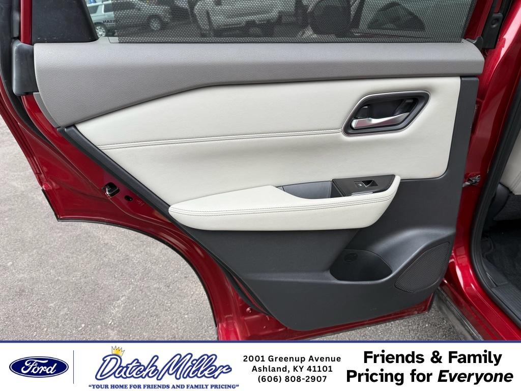 2021 Nissan Rogue SL