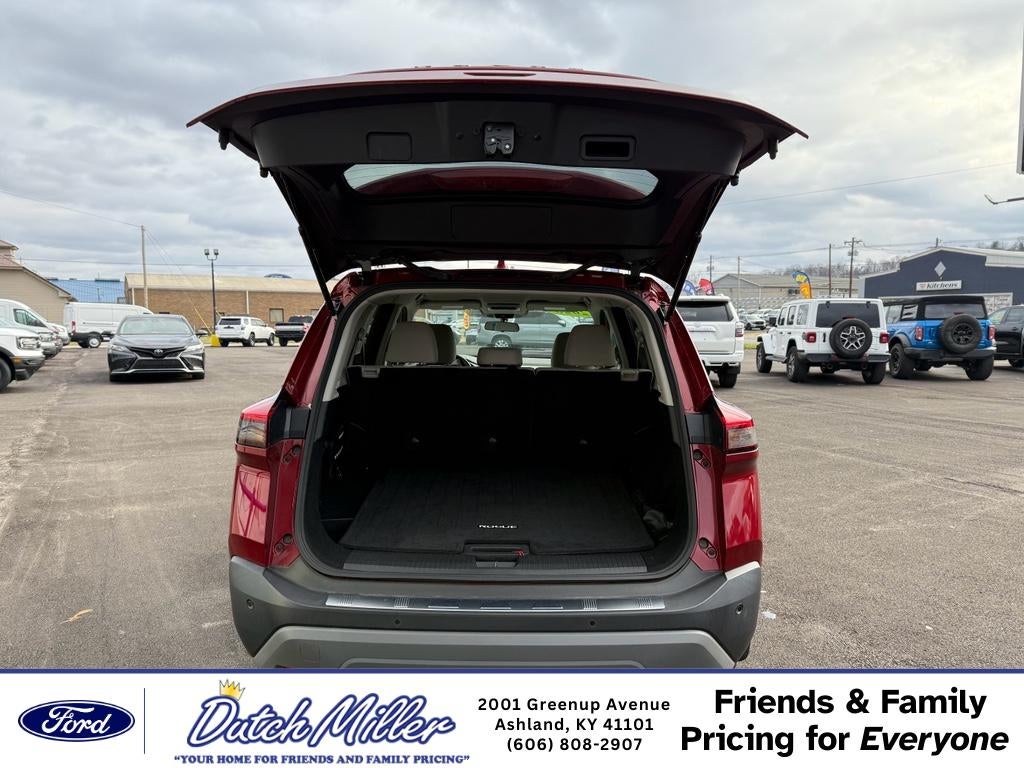 2023 Nissan Rogue SV