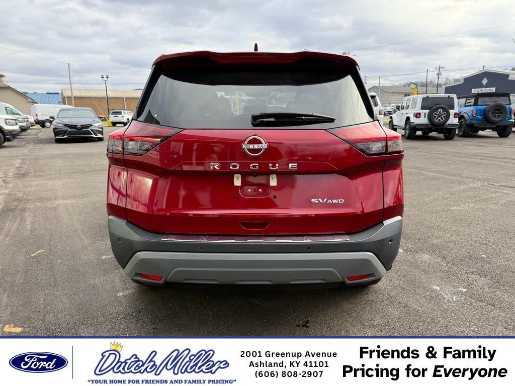 2023 Nissan Rogue SV