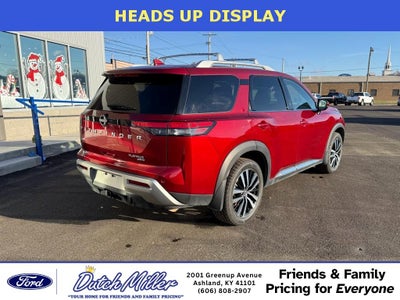 2024 Nissan Pathfinder Platinum