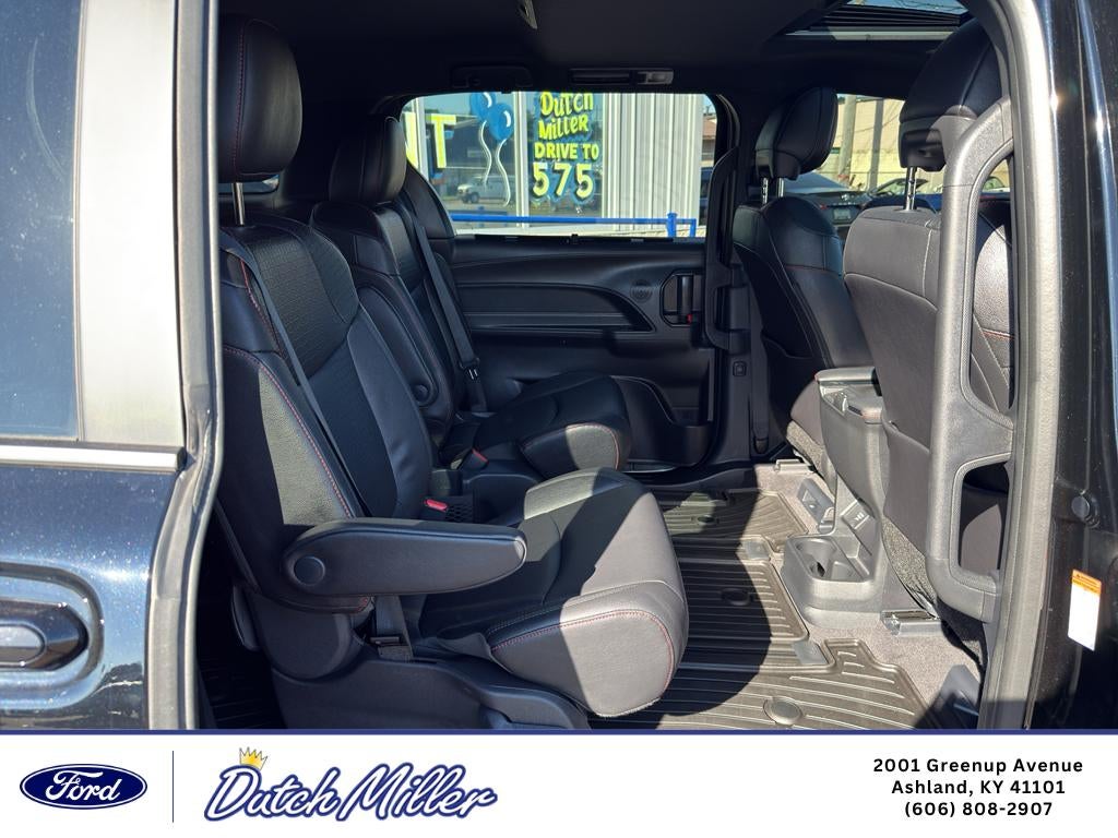 2025 Toyota Sienna XSE