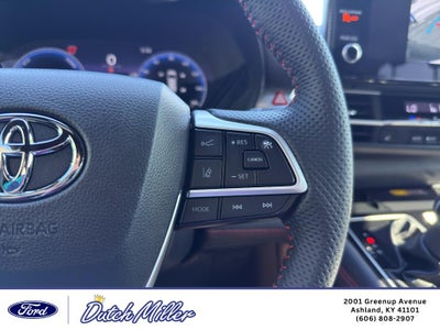 2025 Toyota Sienna XSE