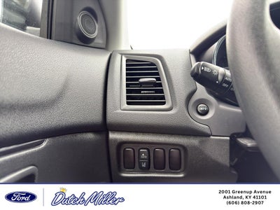 2025 Mitsubishi Outlander Sport SE