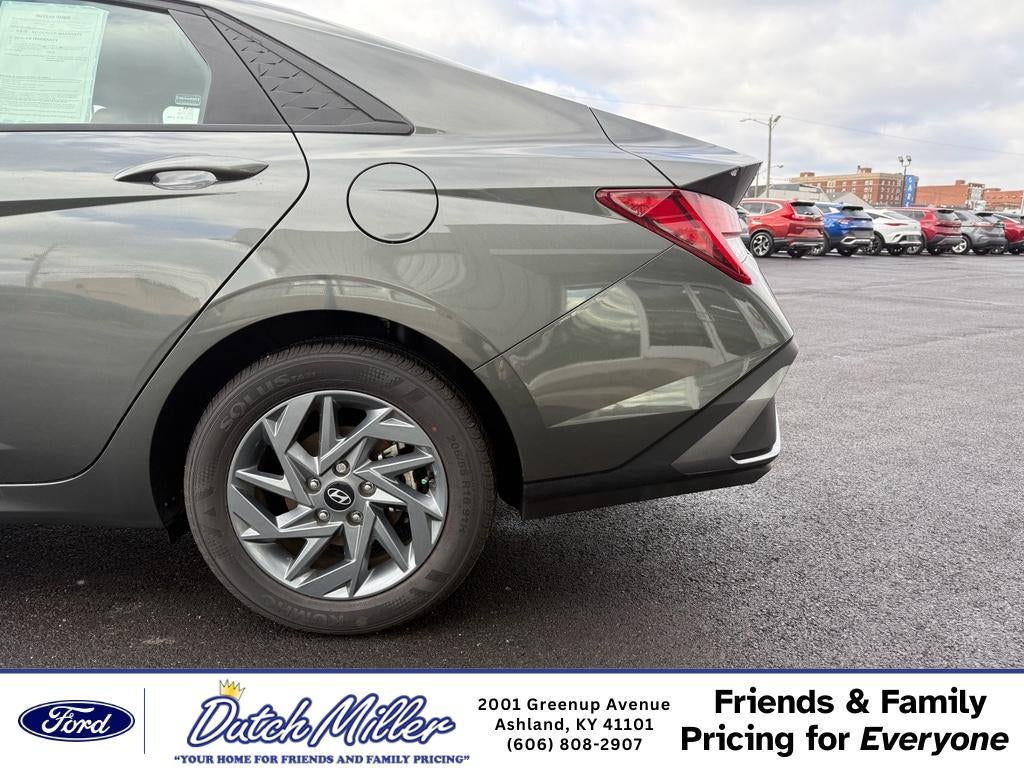 2024 Hyundai Elantra Hybrid Blue